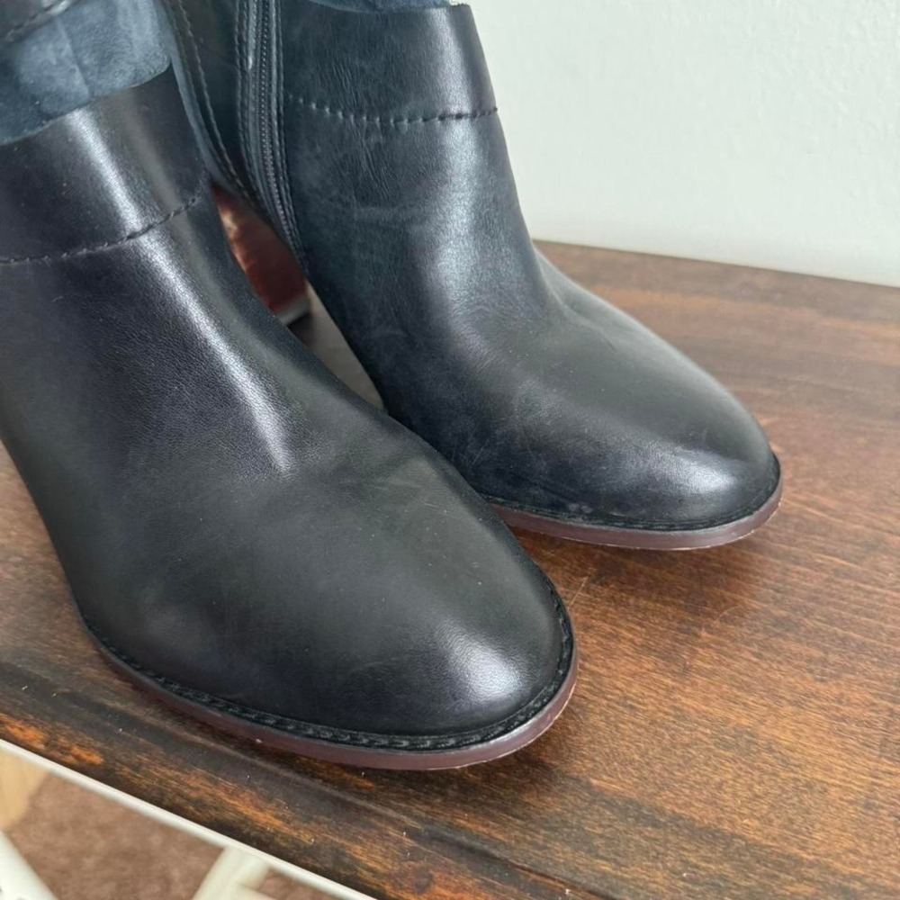 Navy blue faux suede /‎ leather ankle boot size 5.5/6 Clarks - Picture 5 of 8